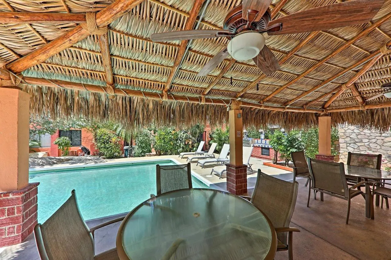 Cabo Condo With Balcony, Ocean Views And Resort Perks! Cabo San Lucas Appartement